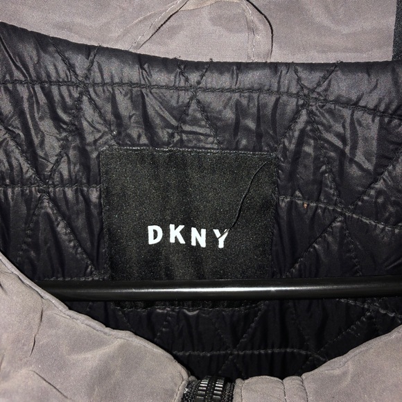 DKNY Grey Winter Coat quilted on inside Size L Men’s Authentic - Picture 2 of 12